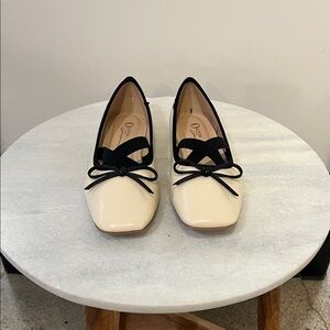 Chic Cream and Black Women's Flats